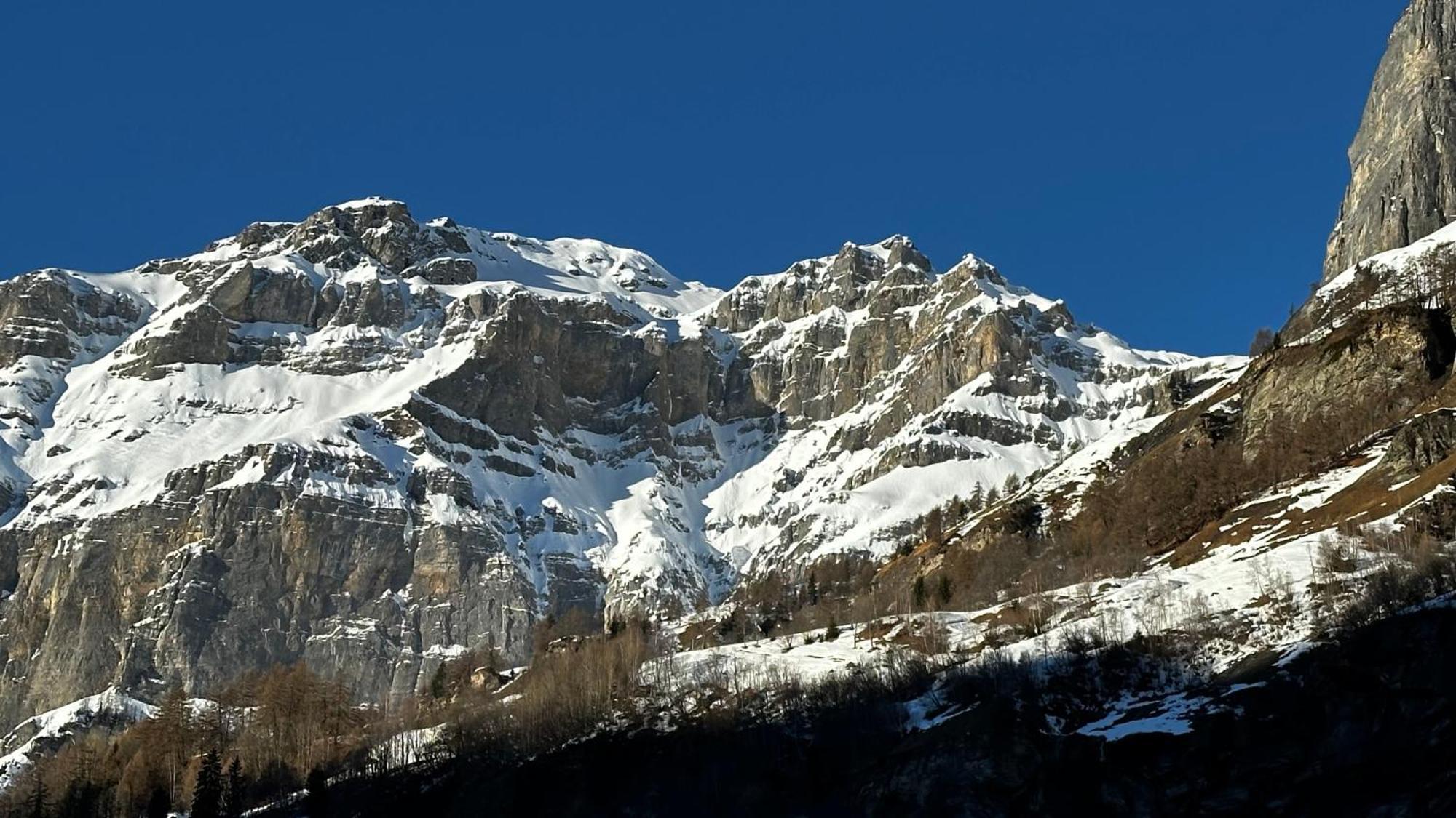 Ferienwohnung Valere B - It'S Magic Gmbh Leukerbad Exterior foto